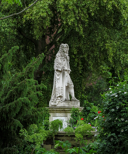 Chelsea Physic Garden, Sir Hans Sloane