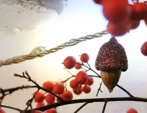 Ghiande per un albero di Natale alternativo